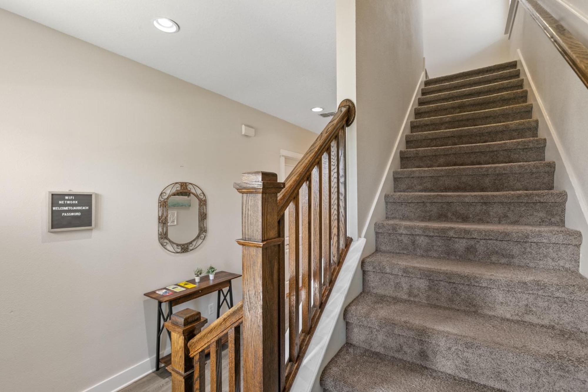 فيلا 3 Minutes To Beach, 9 Minutes To Mayo Clinic, King Bed, Sleeps 8 شاطئ جاكسونفيل المظهر الخارجي الصورة