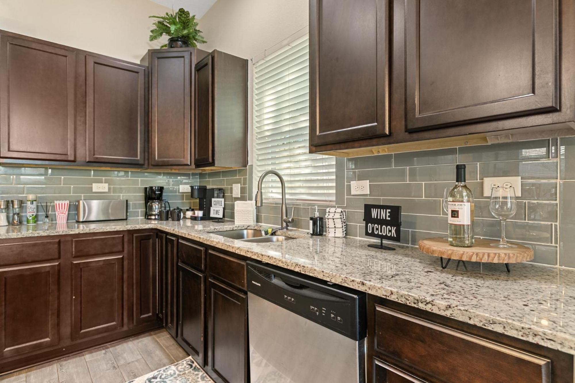 فيلا 3 Minutes To Beach, 9 Minutes To Mayo Clinic, King Bed, Sleeps 8 شاطئ جاكسونفيل المظهر الخارجي الصورة